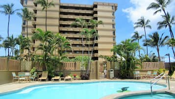 Piscina externa, piscina aquecida