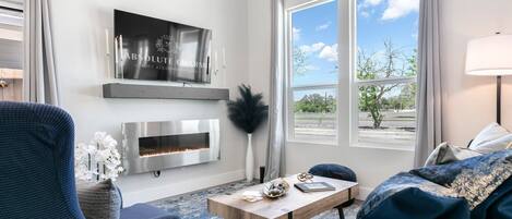 Televisor i llar de foc