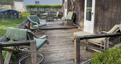 Pymatuning parkside cabin near Jamestown marina & dam