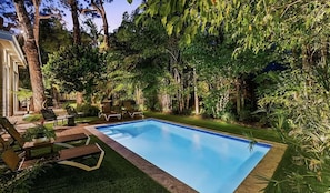 A heated pool - Wilton Manors Stunning Gated Oasis (Fort Lauderdale)