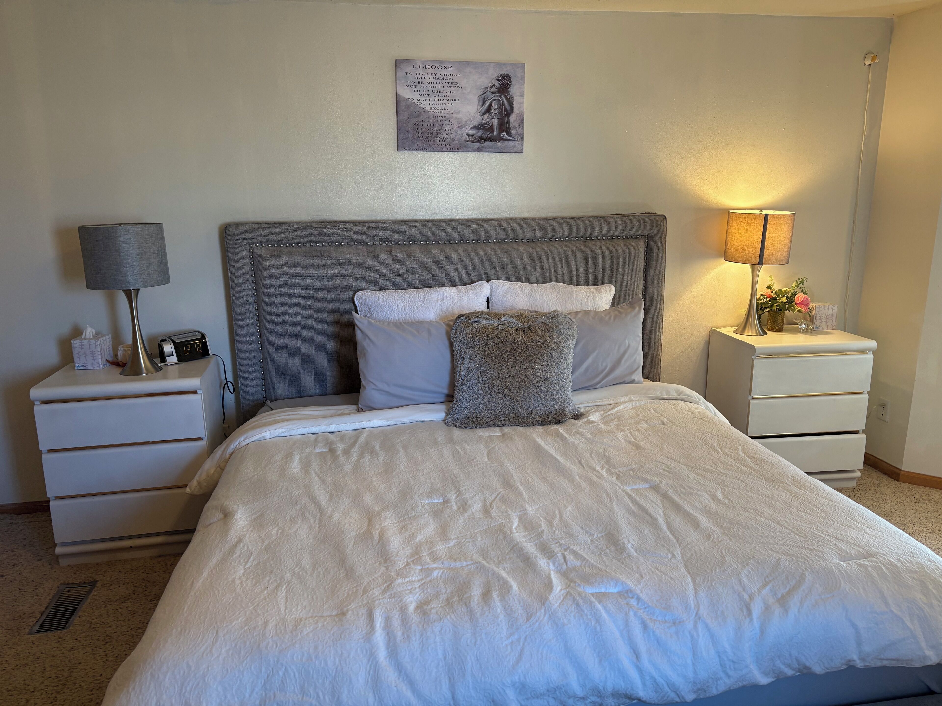 2 habitaciones, tabla de planchar con plancha, wifi y ropa de cama 