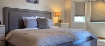 Charming 1 king suit with WiFi, AC