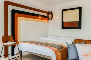 Bügeleisen/Bügelbrett, kostenloses WLAN, Bettwäsche