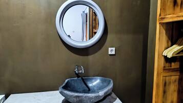 Kamar Double Keluarga | Kamar mandi