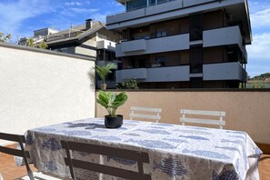 Outdoor dining - PARADISE - 100 mt from the sea - Narramondo Villas (Giulianova)