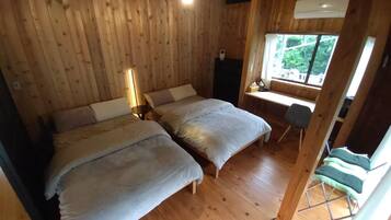 2 quartos, escrivaninha, Wi-Fi de cortesia, roupa de cama