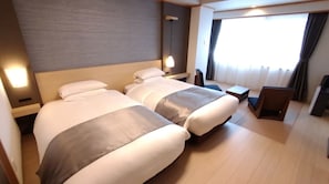 1 bedroom, desk, iron/ironing board, free WiFi - Nonsmoking JapaneseWestern room breakfast and / Rishirigun Hokkaidō (Rishirigun)