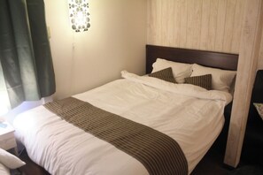 3 bedrooms, desk, iron/ironing board, free WiFi - 7 minutes to USJ  1 minute to the nearest station  Deluxe rental 3LDK  7 minutes to Namba Station - Breeze / Osaka Ōsaka (Osaka)