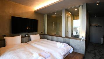1 bedroom, desk, iron/ironing board, free WiFi