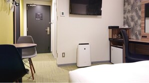1 chambre, bureau, fer et planche à repasser, Wi-Fi gratuit