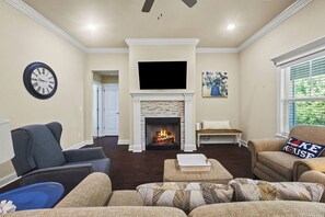 TV connectée, cheminée