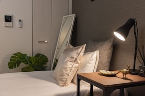 1 chambre, bureau, Wi-Fi gratuit, draps fournis
