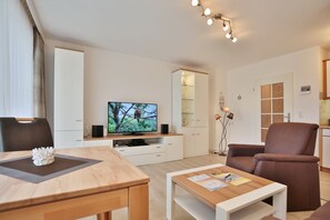 TV, stereo