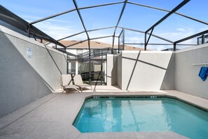 Villa | 4 bedrooms - Really Close to Disney Sleeps Stl116 (Kissimmee)