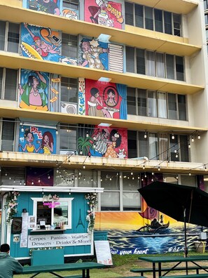 Exterior - Central YMCA Residences (Honolulu)