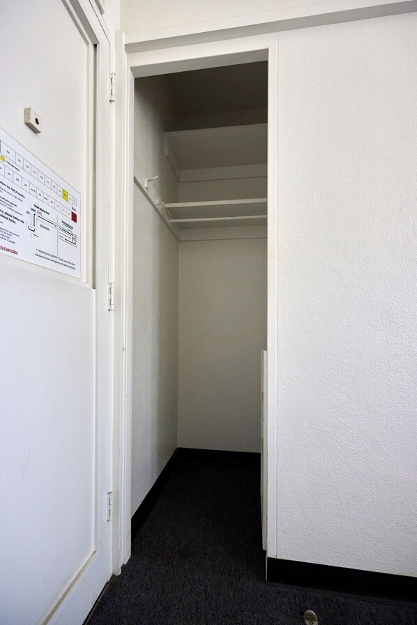 Basic Single Room, Mixed Dorm, Non Smoking, City View | Desk, free WiFi, bed sheets - Central YMCA Residences (Honolulu)