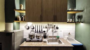 Apartment | Private kitchen | Full-size fridge, microwave, espresso maker, coffee/tea maker