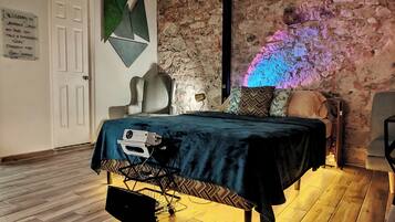 Apartment | 1 bedroom, premium bedding, individually decorated