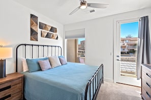 4 bedrooms, iron/ironing board, free WiFi, bed sheets - The Lofts 2|Community Pool w/water slide and hot tub, grill, Smart TV (Saint George)
