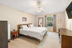 3 bedrooms, WiFi, bed sheets