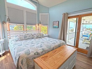 8 bedrooms, internet, bed sheets - Lucky Duck - Magnificent oceanside home with pool, game room, elevator, steps to beach (Duck)