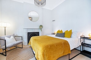 2 間睡房、書桌、熨斗/熨衫板、Wi-Fi