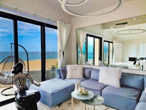 Honeymoon Condo | Beach/ocean view