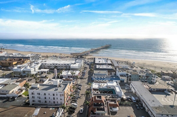 Una playa cerca