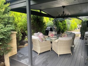 Terrace/patio - Juniper Corner-Hunter Valley-A step back in time! (Cessnock)