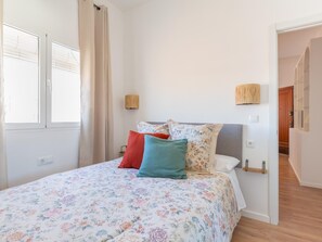 1 soverom, strykejern/-brett, wi-fi og sengetøy