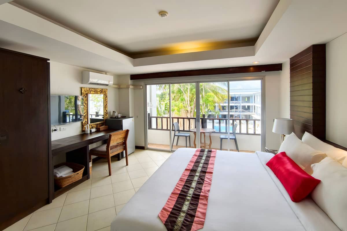 Standard Double with Pool View