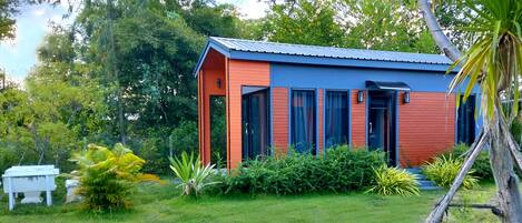 Comfort Bungalow, Air conditioning | Garden view