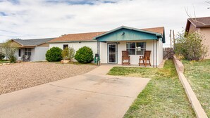 Exterior - New Mexico Smart Home w/ Private Yard & Grill (Tucumcari)