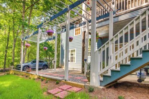 Property grounds - Waleska Loft: Stocked Kitchen + Breakfast Included (Waleska)