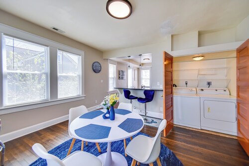 Modern Portsmouth Apartment: Walk to Norfolk Ferry