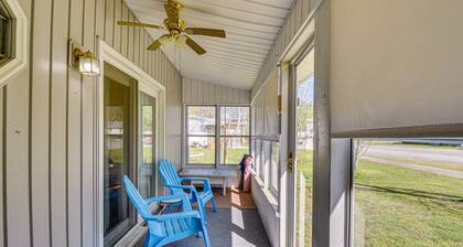 Harrisburg Home w/ Private Yard + Screened Porch!
