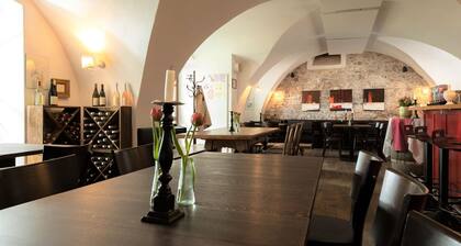 Ferienwohnung 'Bioweingut Hauerhof 99 - 3' mit Privatterrasse, WLAN und Klimaanlage