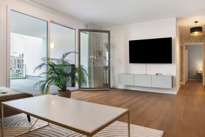 Interior - Apartment "New apartment at 'Schloßsee Salem' with huge balcony, Wlan and Netflix" (Salem)