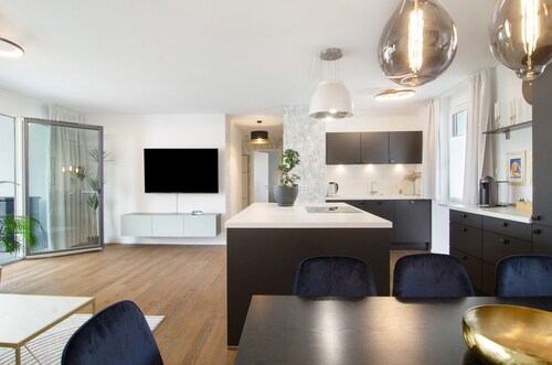 Apartment "New apartment at 'Schloßsee Salem' with huge balcony, Wlan and Netflix"