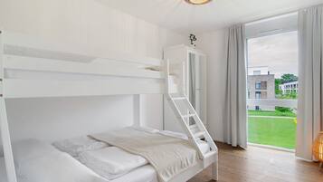 3 chambres, fer et planche à repasser, accès au Wi-Fi (inclus)