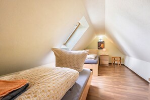 5 quartos, ferros/tábuas de passar roupa, Wi-Fi de cortesia