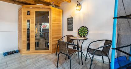 Holiday Home 'Ferienhaus Fichtelberg' with Mountain View, Private Terrace and Wi-Fi