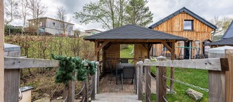 Holiday Home 'Ferienhaus Fichtelberg' with Mountain View, Private Terrace and Wi-Fi