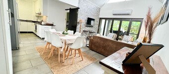 Luxury Apartment St Lucia 43 On the Bridge