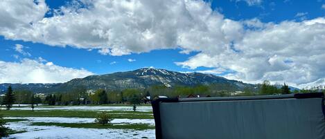 Bañera de hidromasaje al aire libre