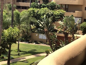 Property grounds - Bright apartment with terrace and pool near the beach in Mijas Costa (Mijas Costa)