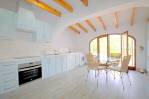 Fridge, microwave, oven, stovetop - Rosal - Javea, Costa Blanca (Javea)