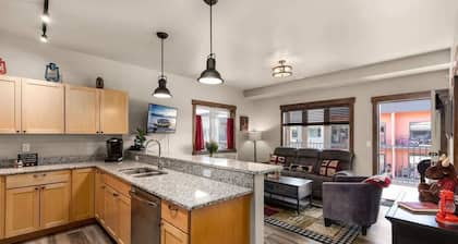 Mountain Condo in the Heart of Columbia Falls! Pri