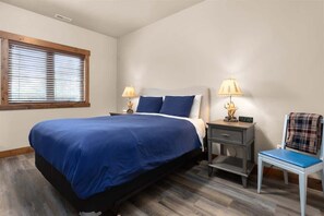 2 Schlafzimmer, Bügeleisen/Bügelbrett, Reisekinderbett, Internetzugang