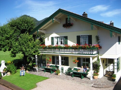 Ferienwohnung Unternberg 45qm, Terr., Küche, Behinderteng., 1 Schlafzimmer